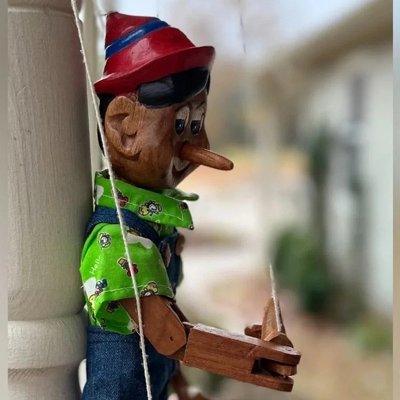 VTG RARE Handmade Pinocchio Beautiful Hand-carved Wooden Puppet Collectible - Picture 10 of 16